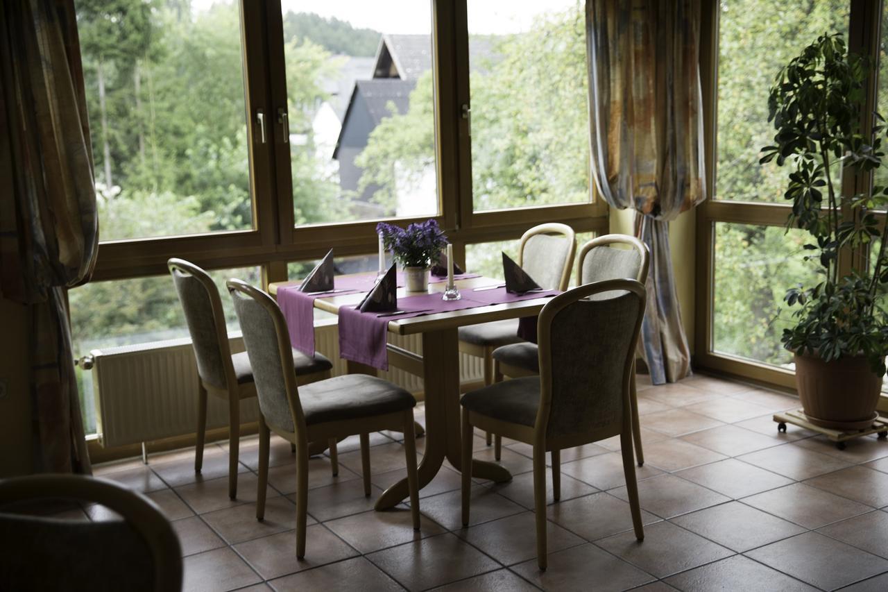 Gasthaus Zum Edertal Hotel Reddighausen Zewnętrze zdjęcie